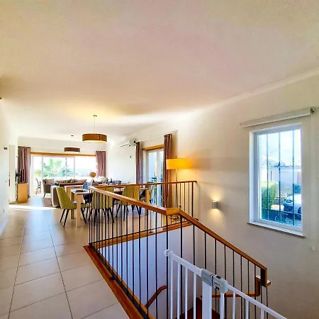 Flh Mexilhoeira Duplex With Terrace & Pool דירה